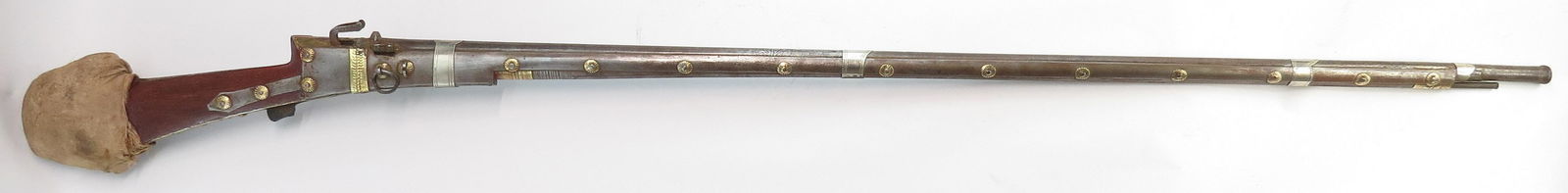 AN OMANI MATCHLOCK MUSKET (1 of 7)