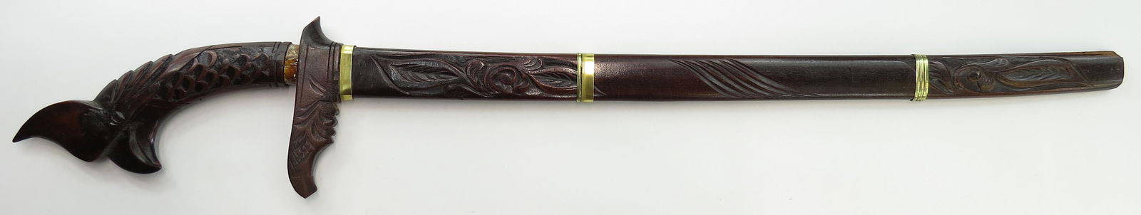 A DECORATIVE PARANG SWORD (1 of 4)