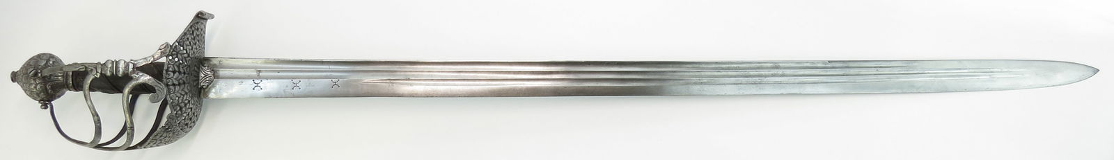 A FINE ENGLISH CIVIL WAR BACKSWORD (1 of 9)