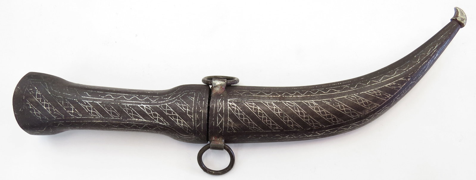 A SYRIAN KHANJAR DAGGER: With steel hilt and blade inlaid with silver, in its matching scabbard. 19th-20th century. Worn. Overall length 27.2cm / 10 1/2". Condition II