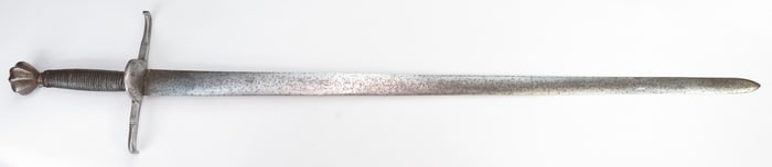 A VICTORIAN-ERA MEDIEVAL SWORD