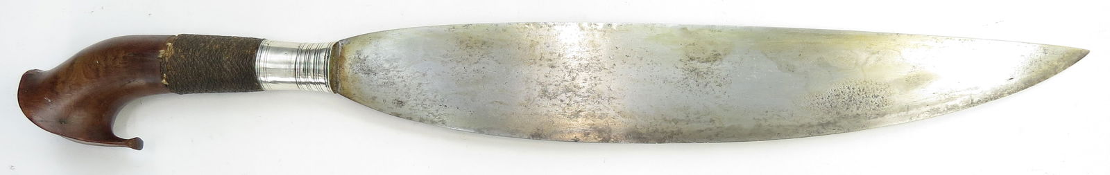 A MORO BARONG SWORD (1 of 6)