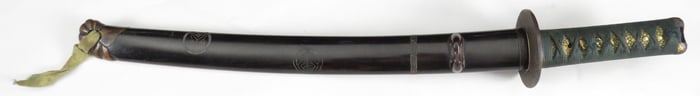 A PAPERED JAPANESE SAMURAI WAKIZASHI SWORD