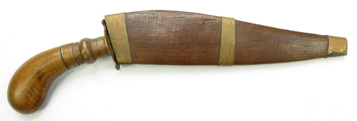 AN UNUSUAL MORO GUNONG DAGGER