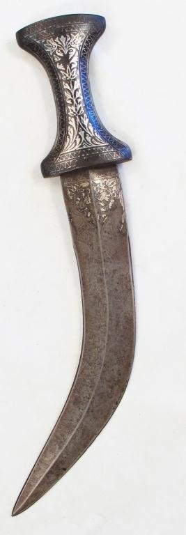 A NORTH INDIAN KHANJAR DAGGER: With waisted, symmetrical steel grip inlaid in silver vine motifs and broad, curved double-edged blade with central ridge, forged of granular wootzdamascus steel and inlaid at the forte with a floral 