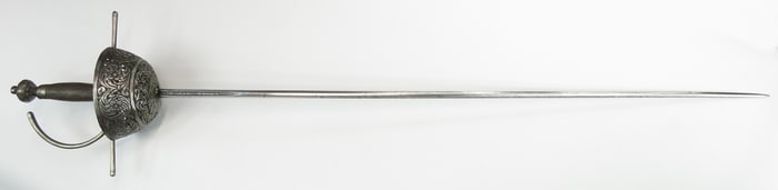 AN SPANISH CUPHILT RAPIER SWORD