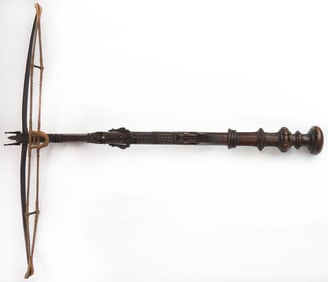 A FINE EUROPEAN HUNTING CROSSBOW