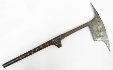 A RARE PHILIPPINES KALINGA HEADHUNTERS AXE