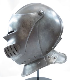 A FINE VICTORIAN ERA MAXIMILLIAN HELMET