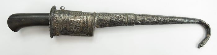 A RARE AFGHAN PESH QABZ DAGGER