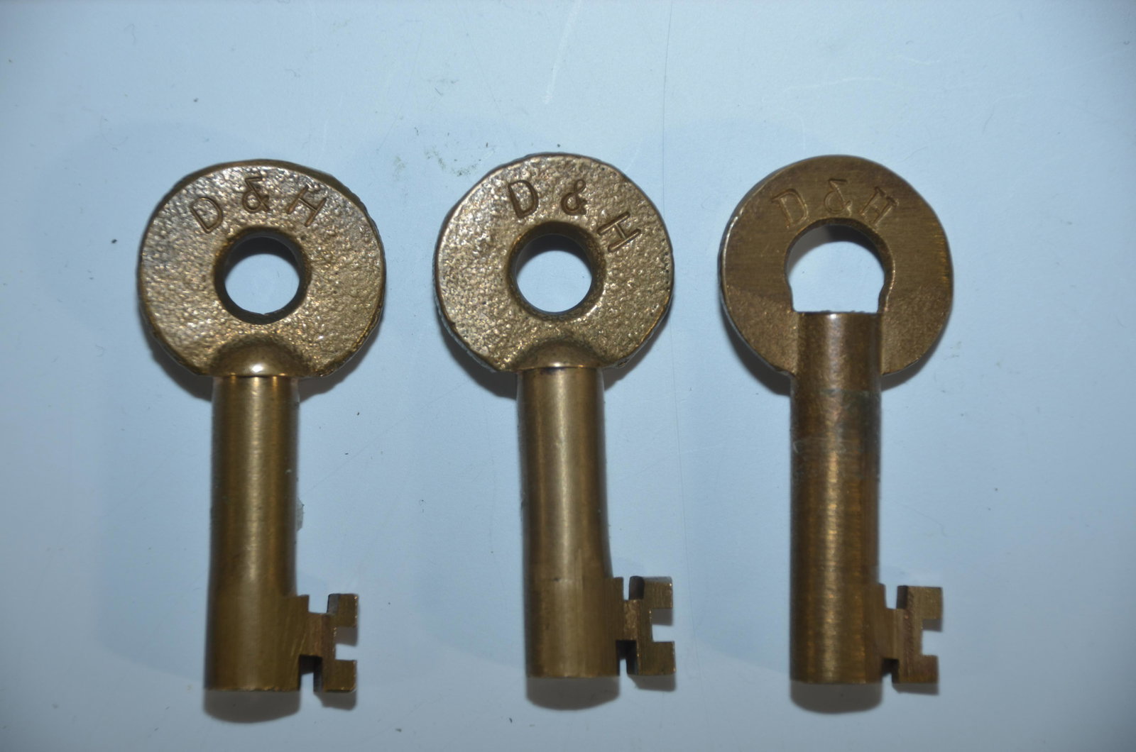 Three Delaware and Hudson RR Switch Brass Keys (1 of 3)