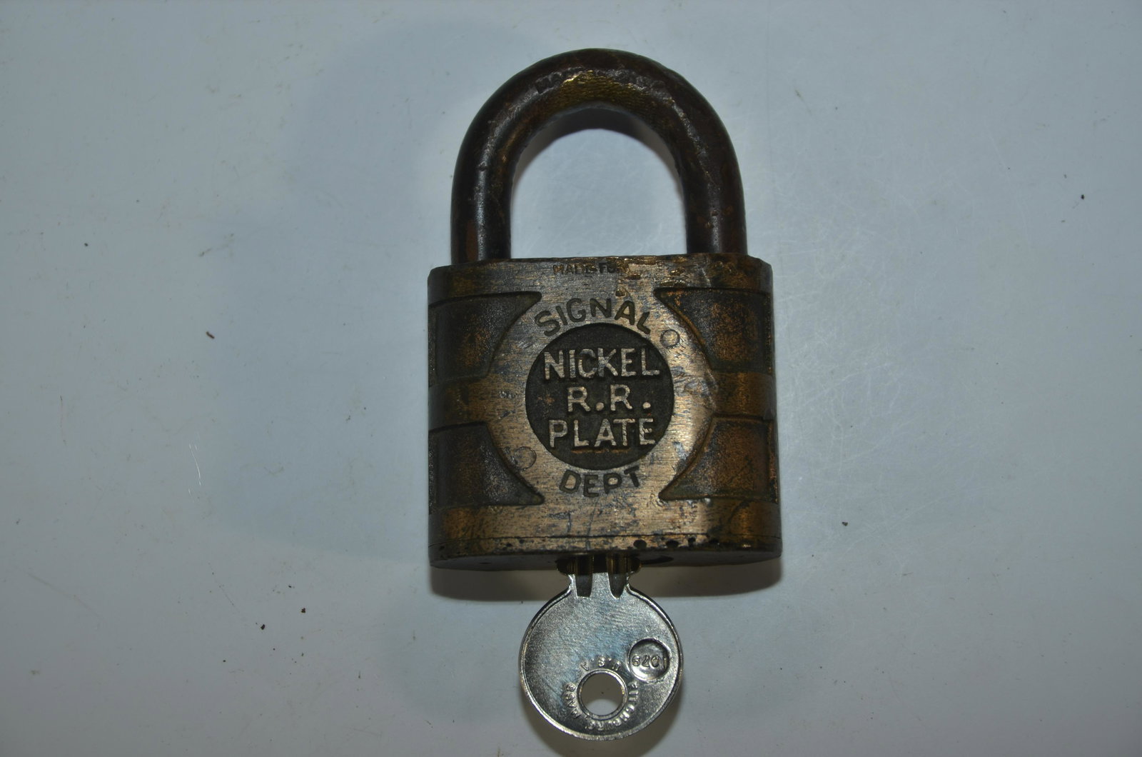 Nickel Plate Road RR Yale Signal Dept Brass Lock and Key (1 of 3)