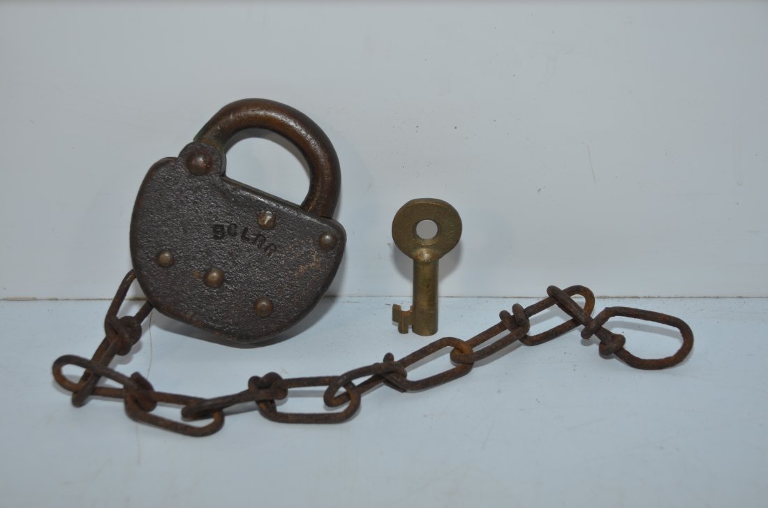 Seaboard Coast Line Railroad Switch Lock and Key (1 of 3)