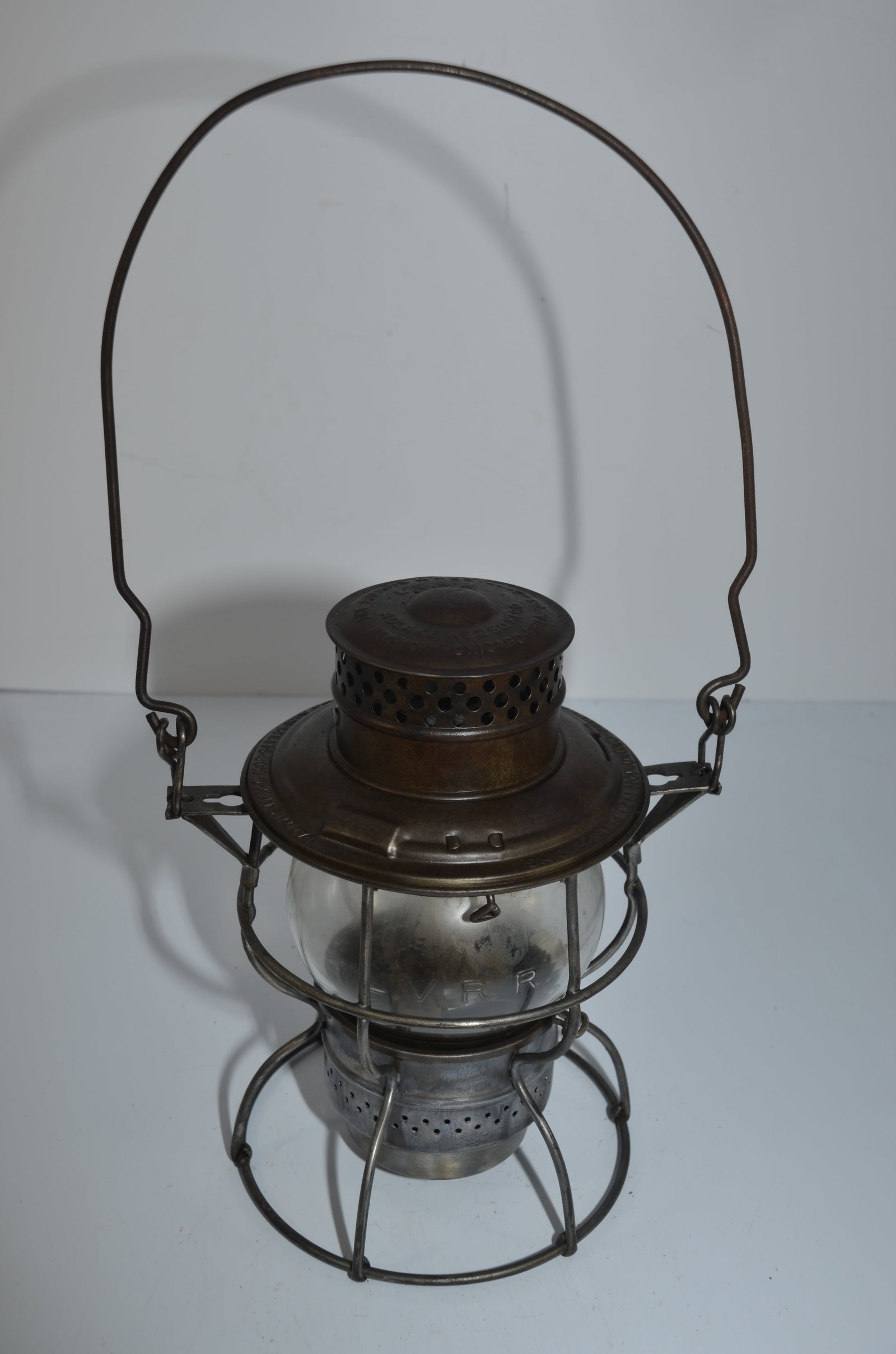Lehigh Valley RR Adlake 250 Kero Switchmans Lantern (1 of 9)
