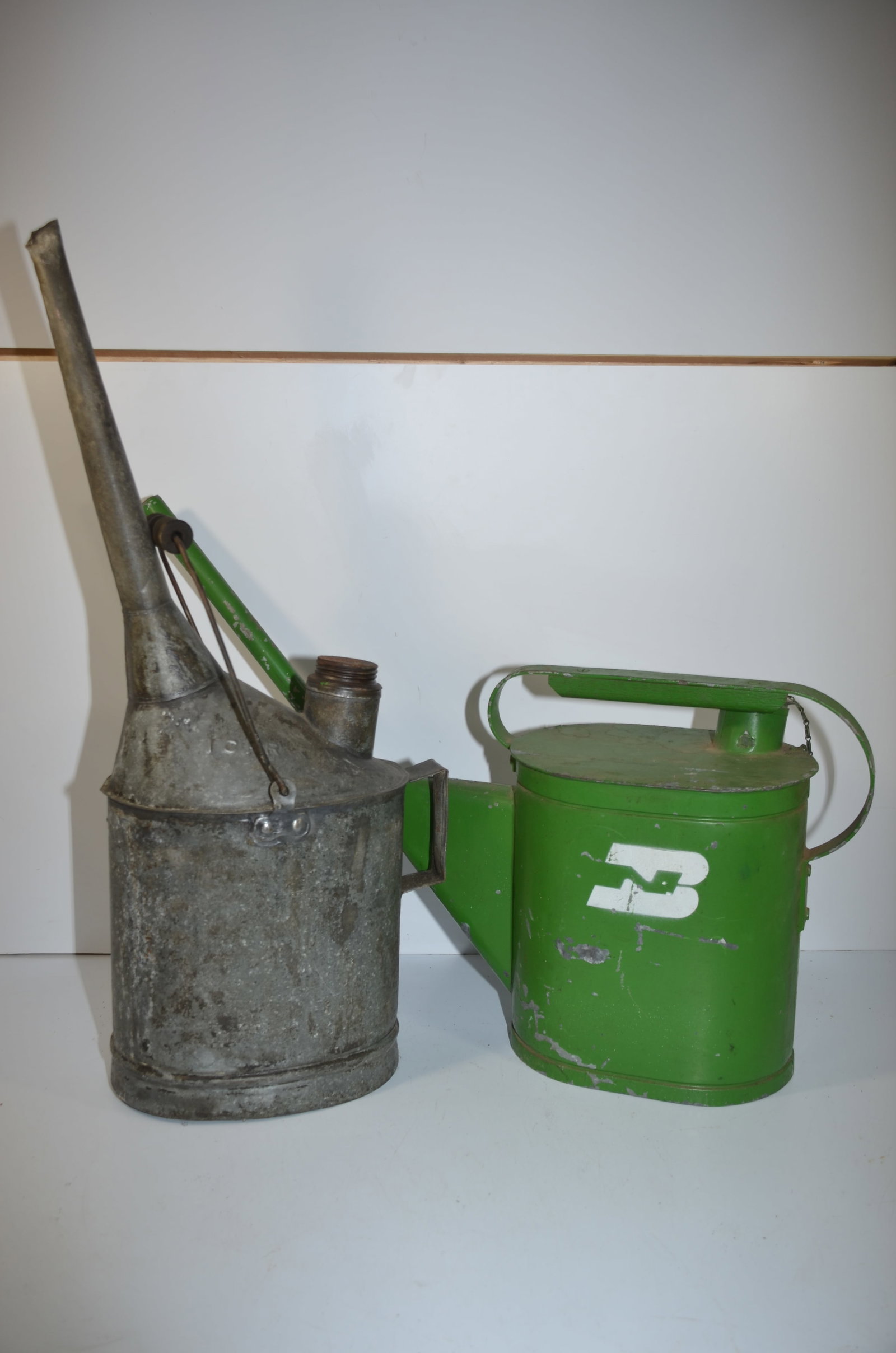 Illinois Central RR Journal Oil Can; Burlington Northern Station Water Can (1 of 4)