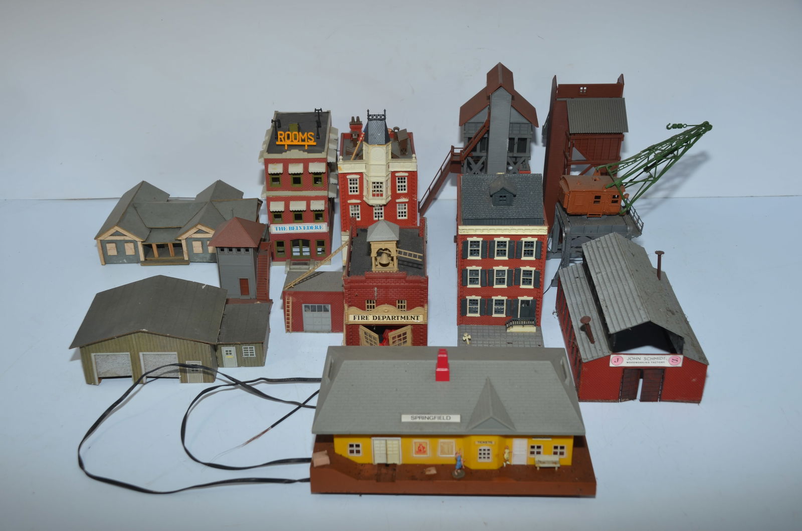 Large Box of 30-40 Assembled HO Scale Buildings (1 of 2)