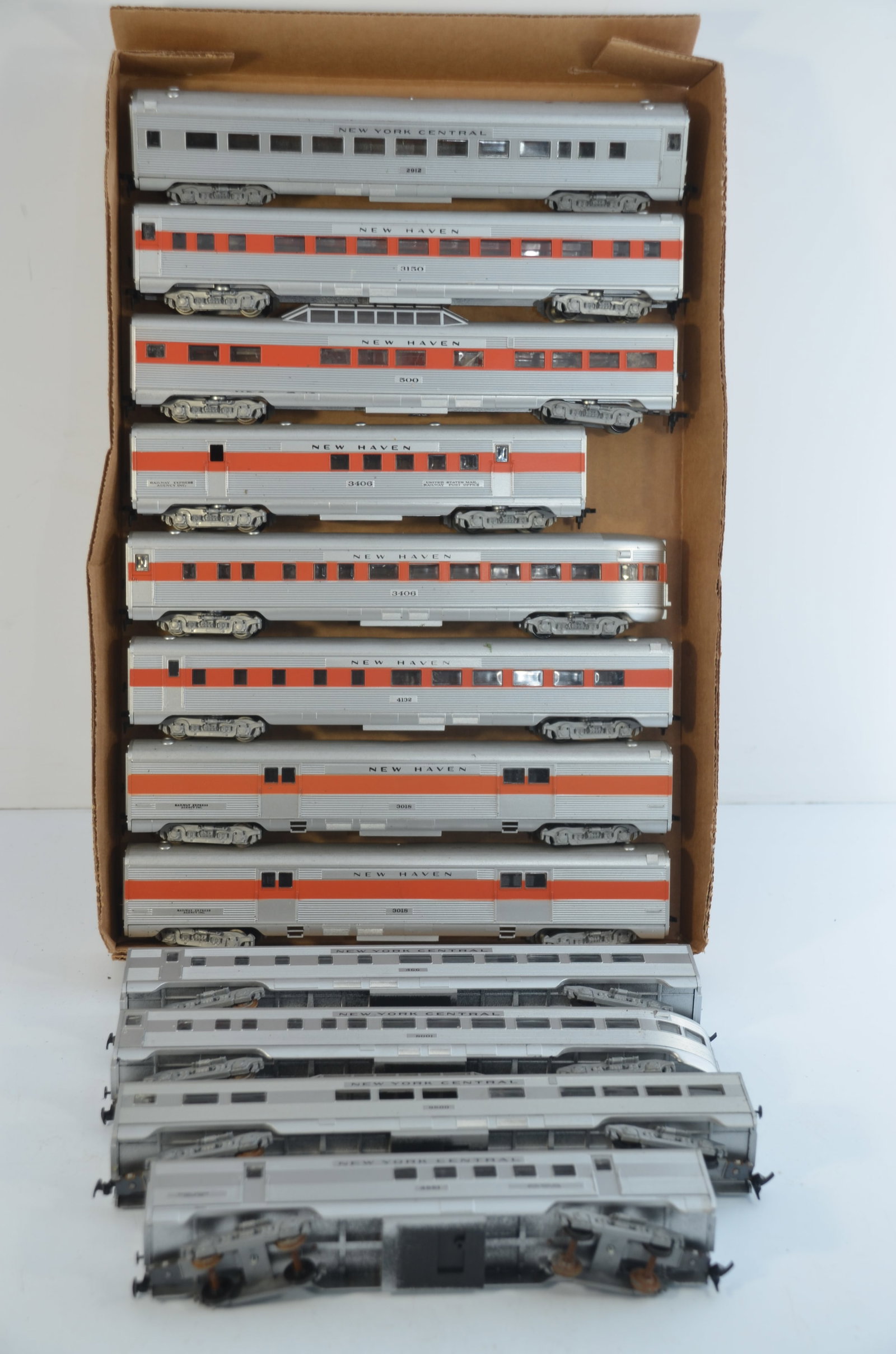 Twelve Passenger Cars-New York Central and New Haven RR-HO Scale (1 of 3)
