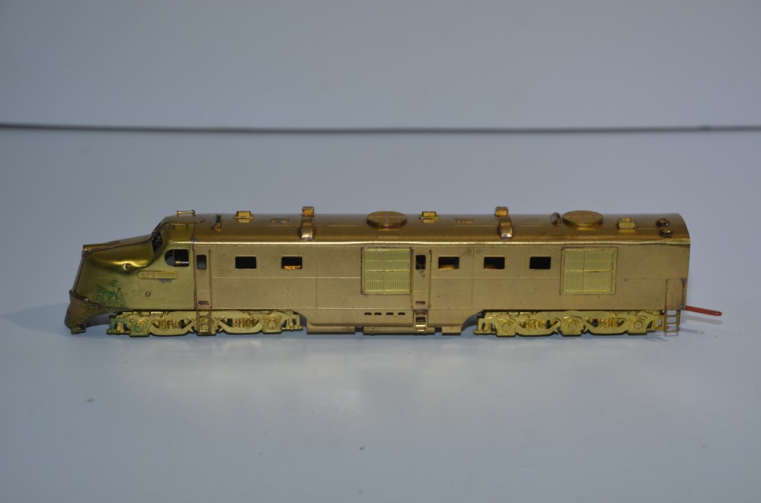 Hallmark Brass Models Alco DL-109-110 A/B Diesel Locomotive-HO Scale (1 of 10)