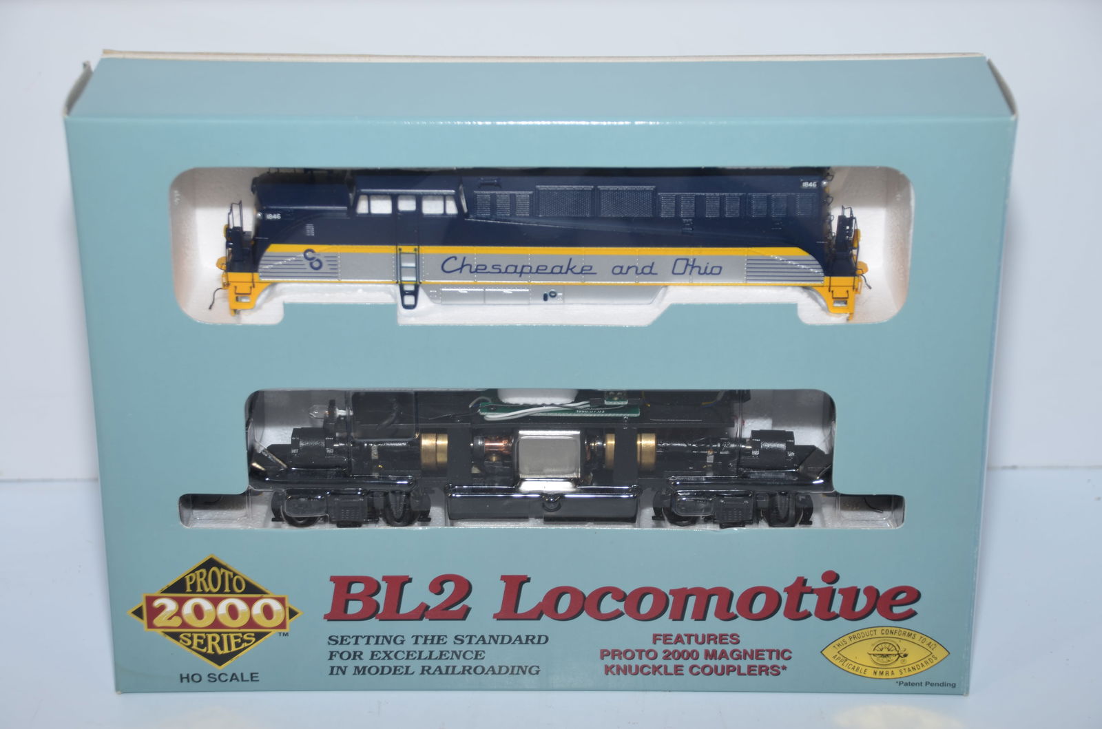 Chesapeake and Ohio RR Life-Like Proto 2000 BL2 DC Diesel Loco #1846-HO Scale (1 of 1)