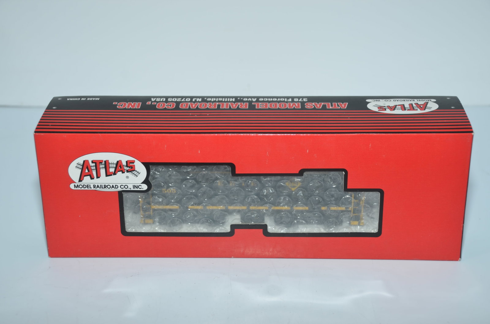 Erie RR Atlas Alco S-2 DC Diesel Locomotive #505-HO Scale: This is an Erie Railroad Atlas Alco S-2 DC diesel locomotive #505 in HO scale. Tested and runs well!