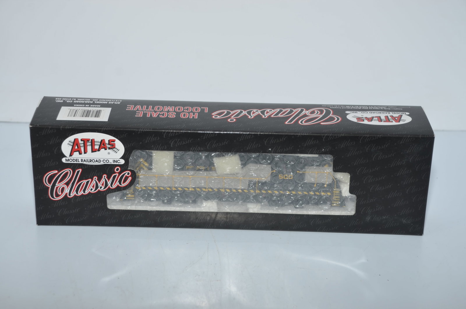 Frisco RR Atlas Classic GP7 DC Diesel Locomotive #500-HO Scale: This is a Frisco Railroad Atlas Classic GP7 DC diesel locomotive #500 in HO scale. It has been tested and runs well!