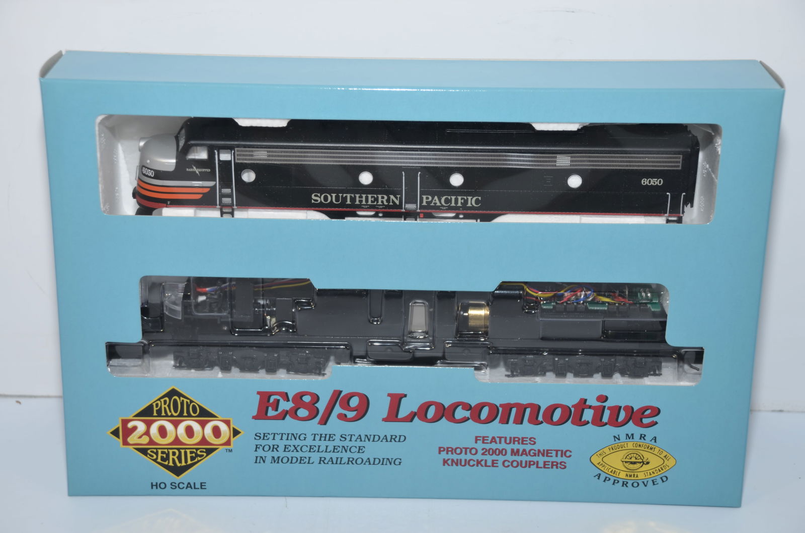 Southern Pacific RR Life-Like Proto 2000 E8/9 DC Diesel Locomotive #6050-HO Scale: This is a Southern Pacific Railroad Life-Like Proto 2000 E8/9 DC diesel locomotive #6050 in HO scale. The shell snaps easily onto the drive unit. New in the original box! It has been tested and will n