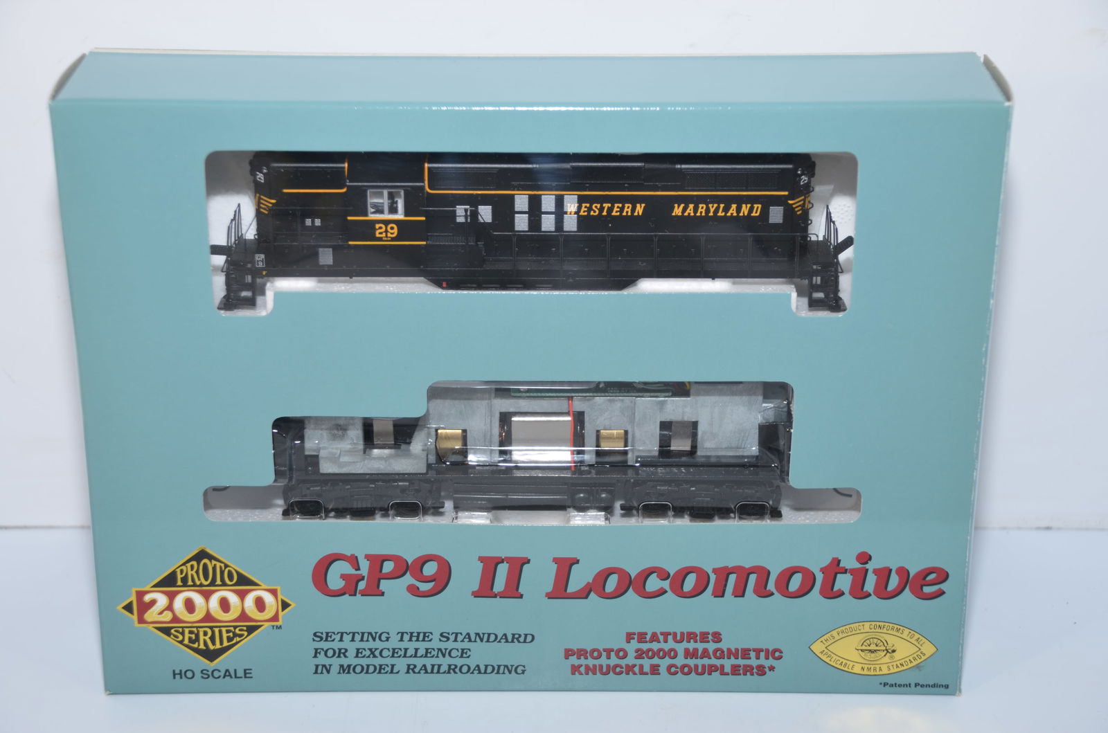 Western Maryland RR Life-Like Proto 2000 GP9 II DC Diesel Locomotive #29-HO Scale (1 of 1)