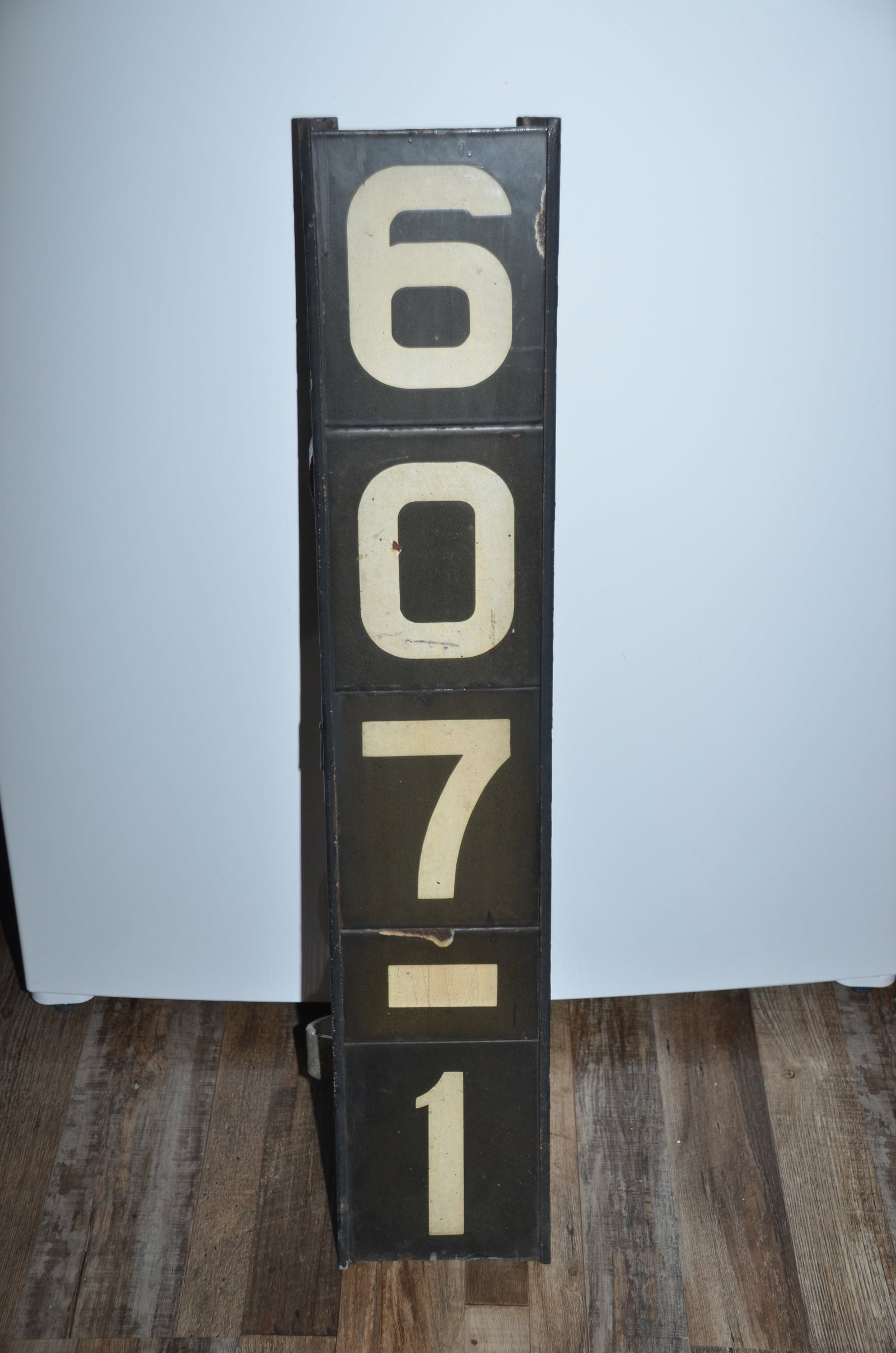 Erie RR 607-1 Porcelain Mile Marker Sign with Pole Mounts (1 of 2)