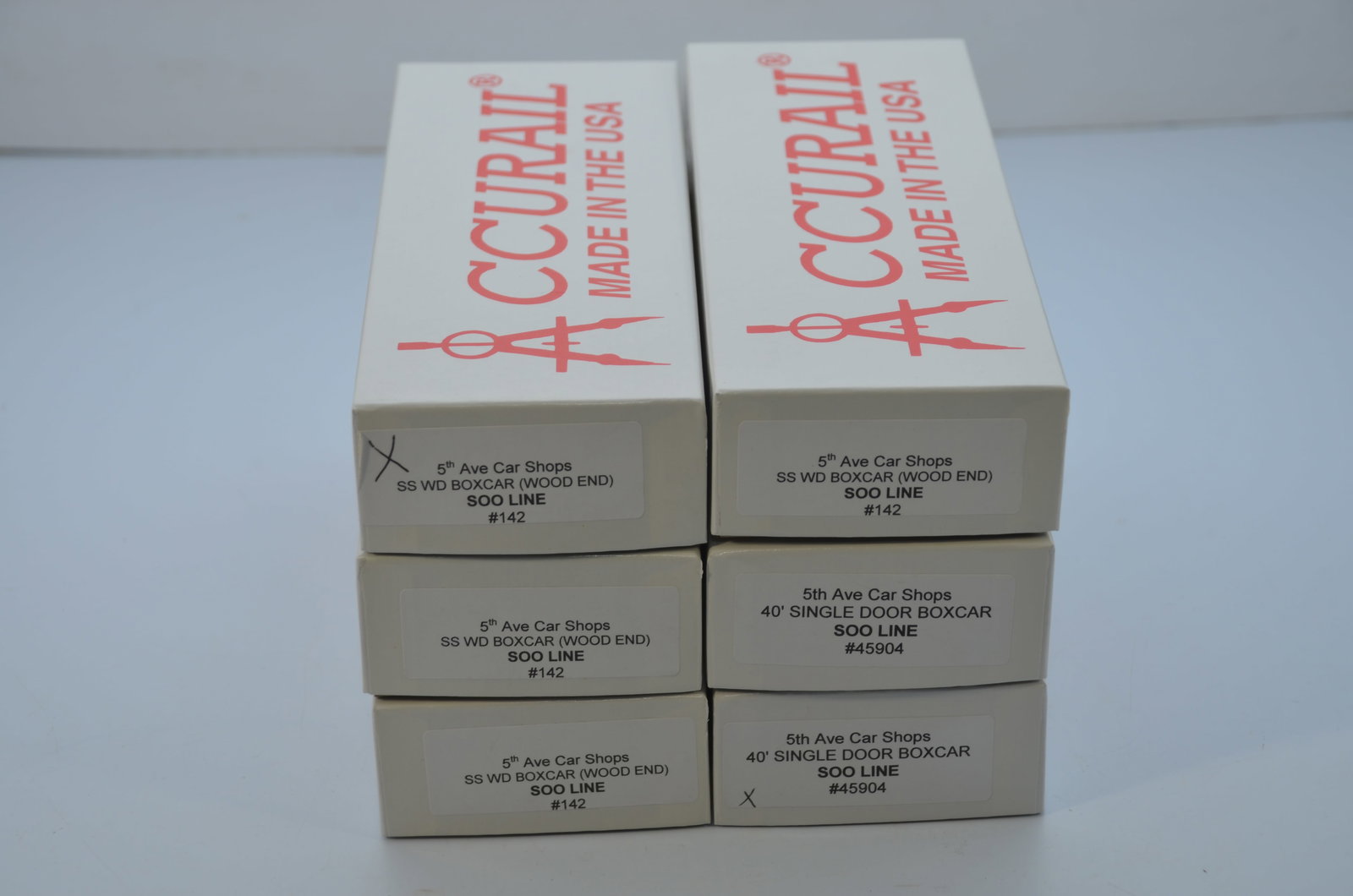 Soo Line RR 6-pack Accurail/5th Ave Car Shops Boxcars-HO scale-New in Box (1 of 2)