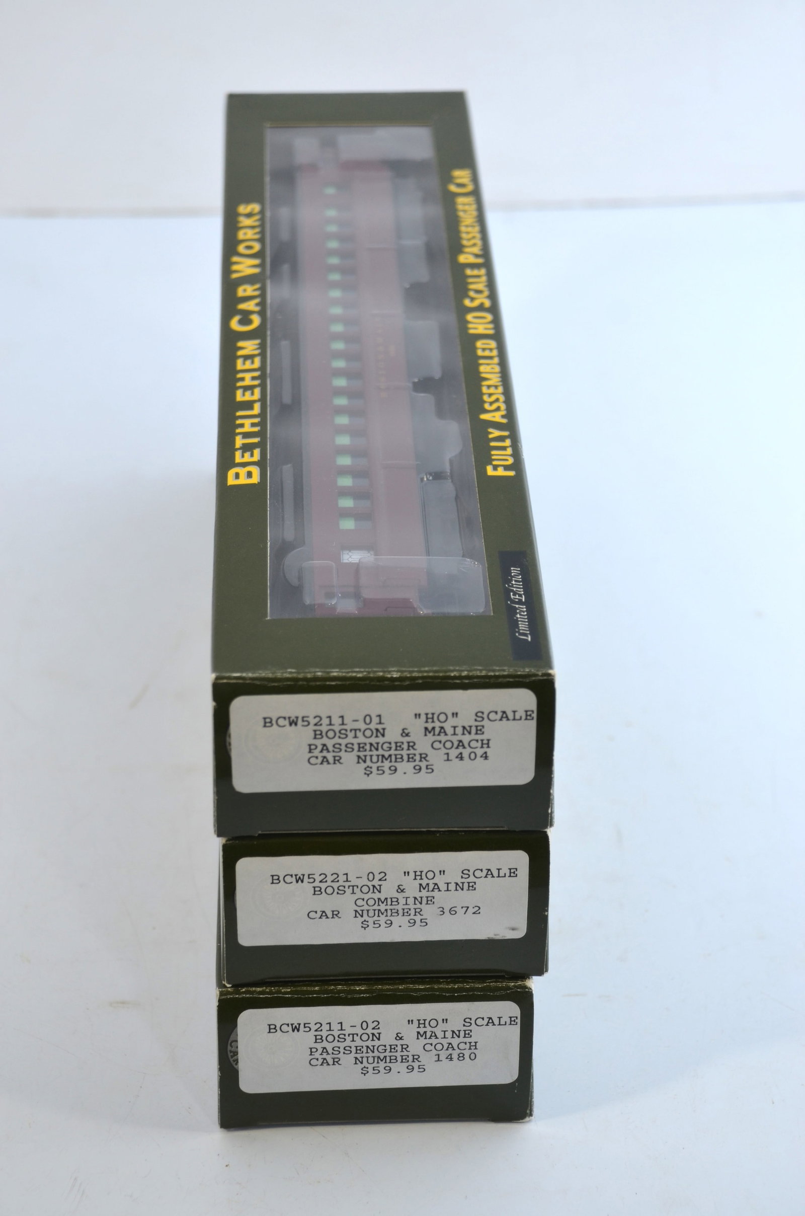 3 Boston and Maine RR Passenger Coaches-Bethlehem Car Works-HO Scale-New in Box (1 of 2)