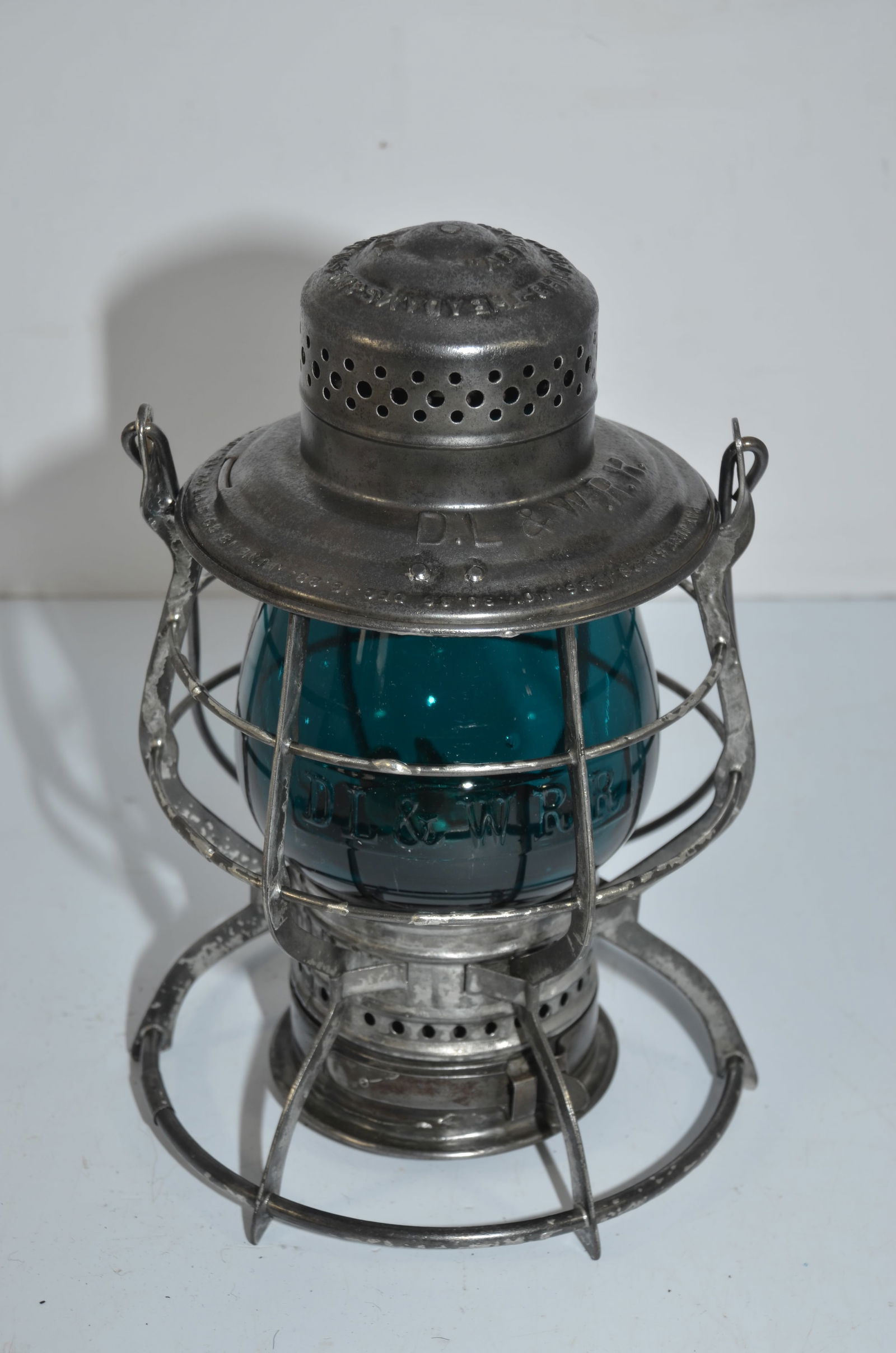 Delaware Lackawanna and Western RR Adams and Westlake Lantern (1 of 11)