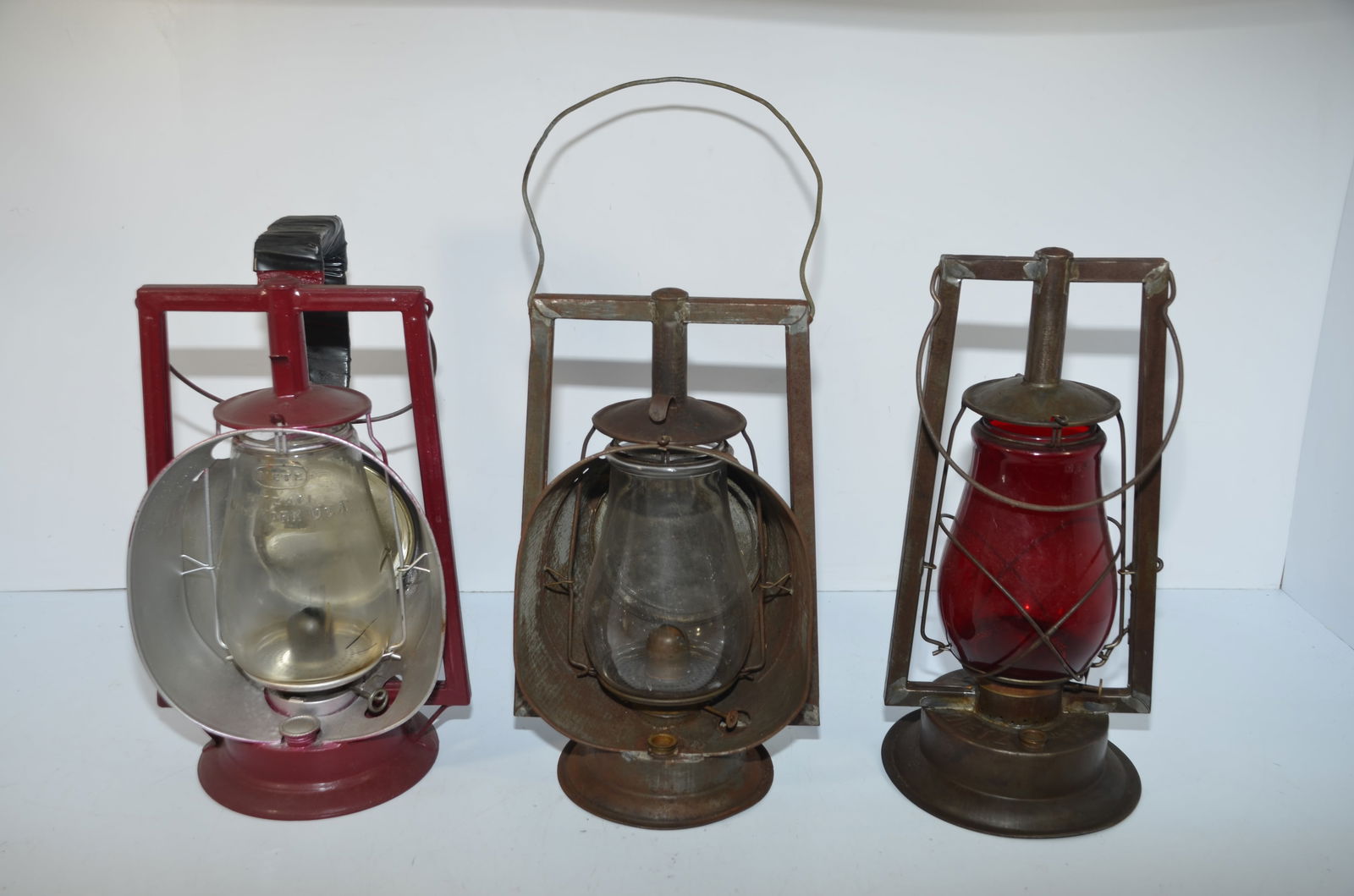 Three Dietz Tubular Lanterns (1 of 12)