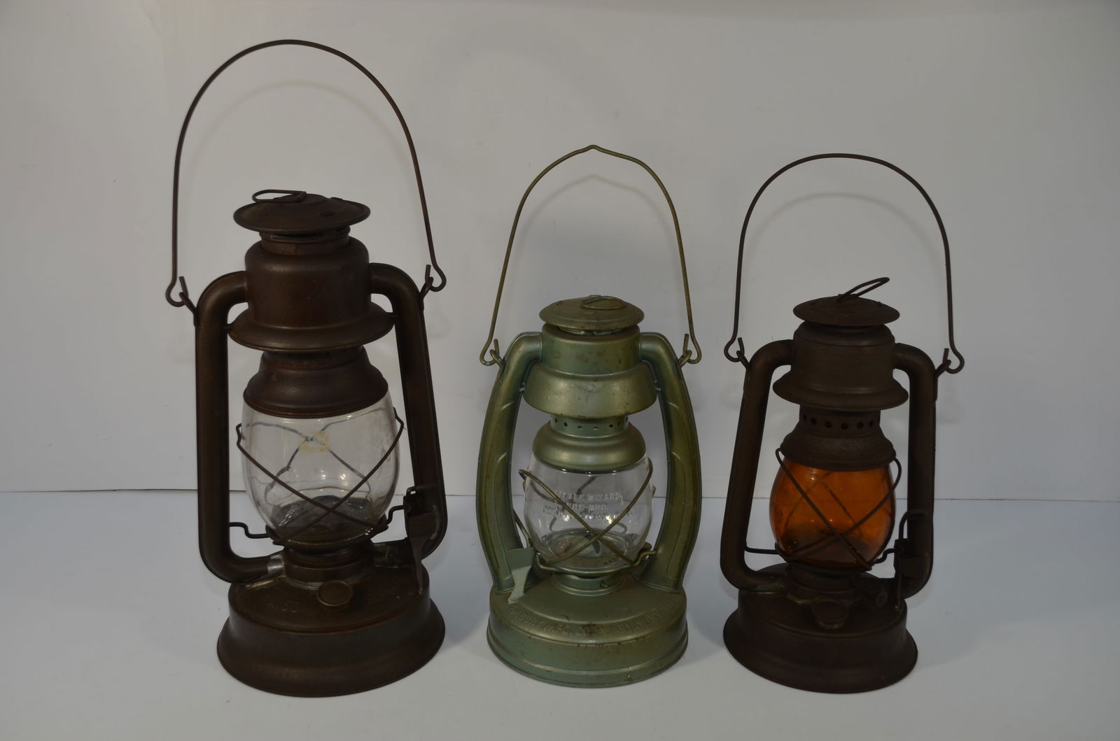 Three Embury Tubular Lanterns-#160 Supreme/Little Air Pilot/#150 Supreme (1 of 13)