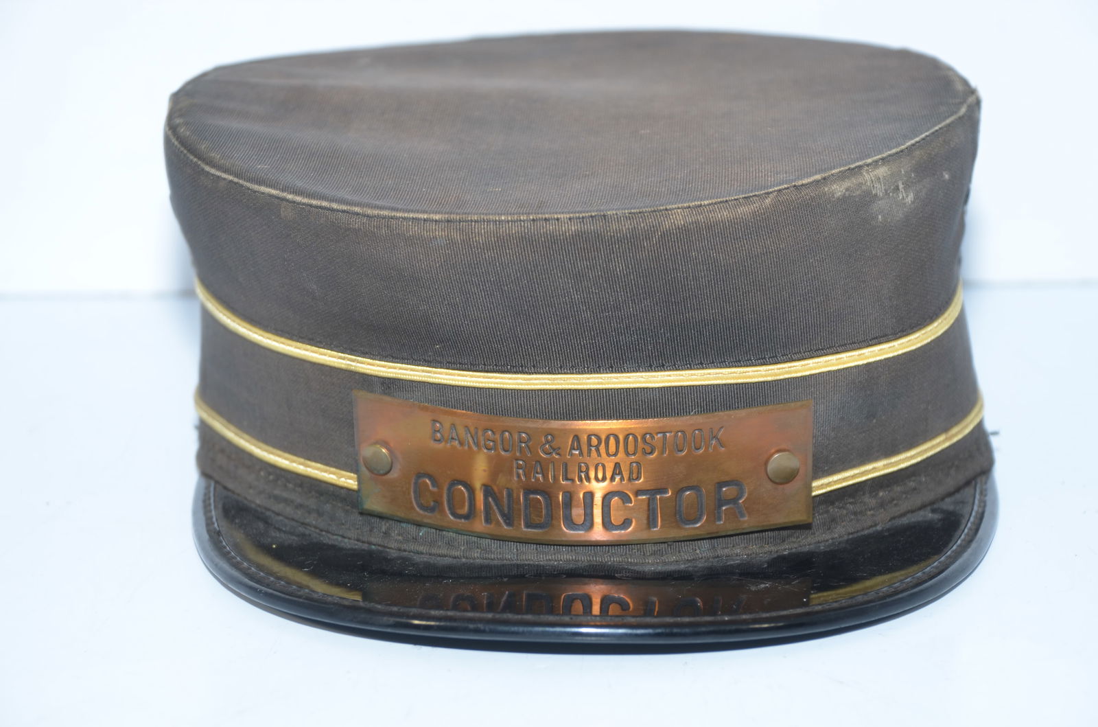 Bangor and Aroostook RR Conductors Hat and Badge (1 of 4)