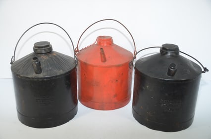 Three Santa Fe RR Oil Cans