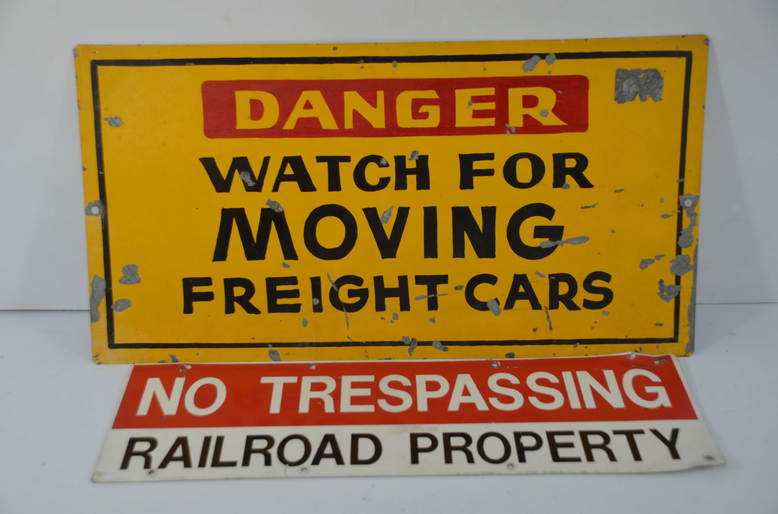 Pair of Metal Railroad Signs-Moving Cars/No Trespassing (1 of 2)