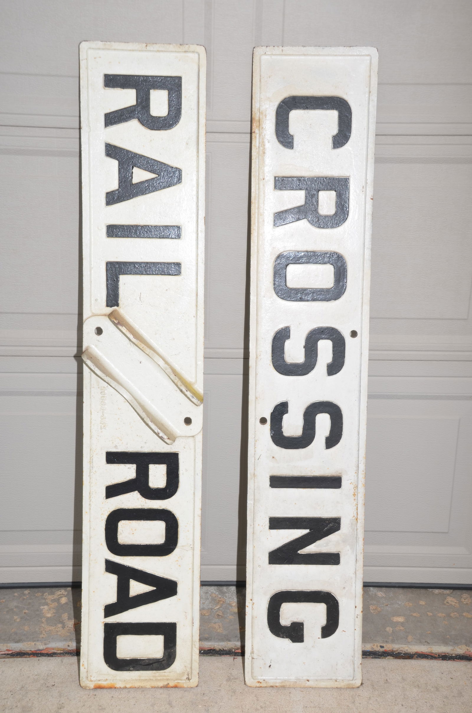 Rare Two Sided Cast Iron Railroad Crossing Sign with Mounts. (1 of 3)