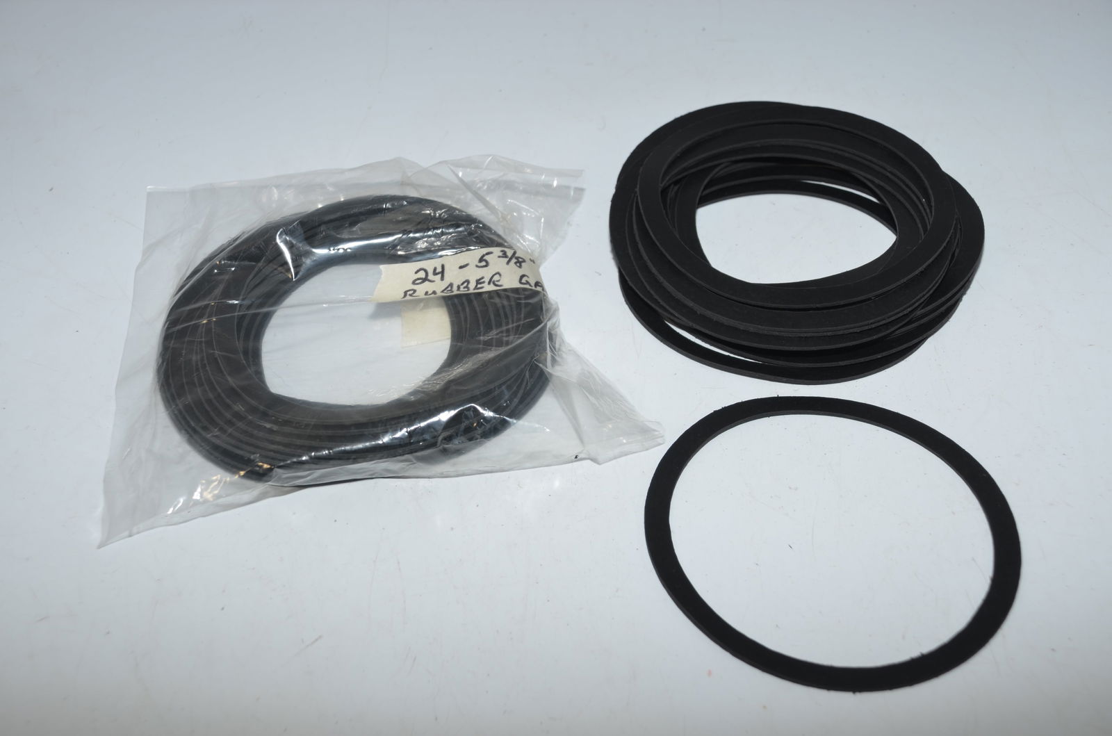 48 New 5 3/8 Inch Diameter Rubber Lantern Lens Gaskets (1 of 1)