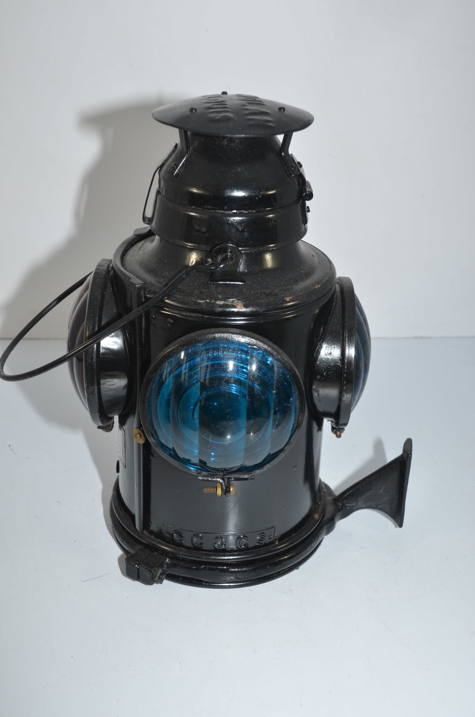 Cripple Creek and Colorado Springs RY Handlan-Buck Caboose Lantern (1 of 10)