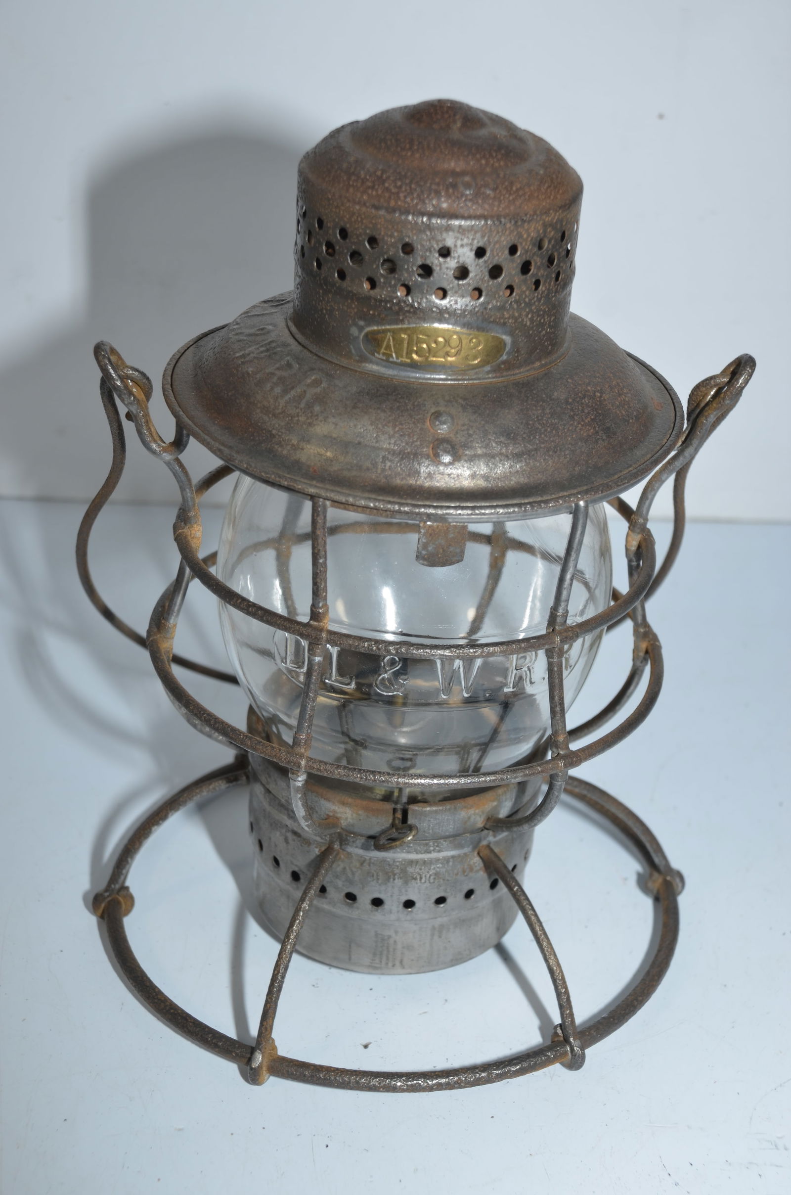 Delaware Lackawanna and Western RR Armspear Switchmans Lantern (1 of 8)