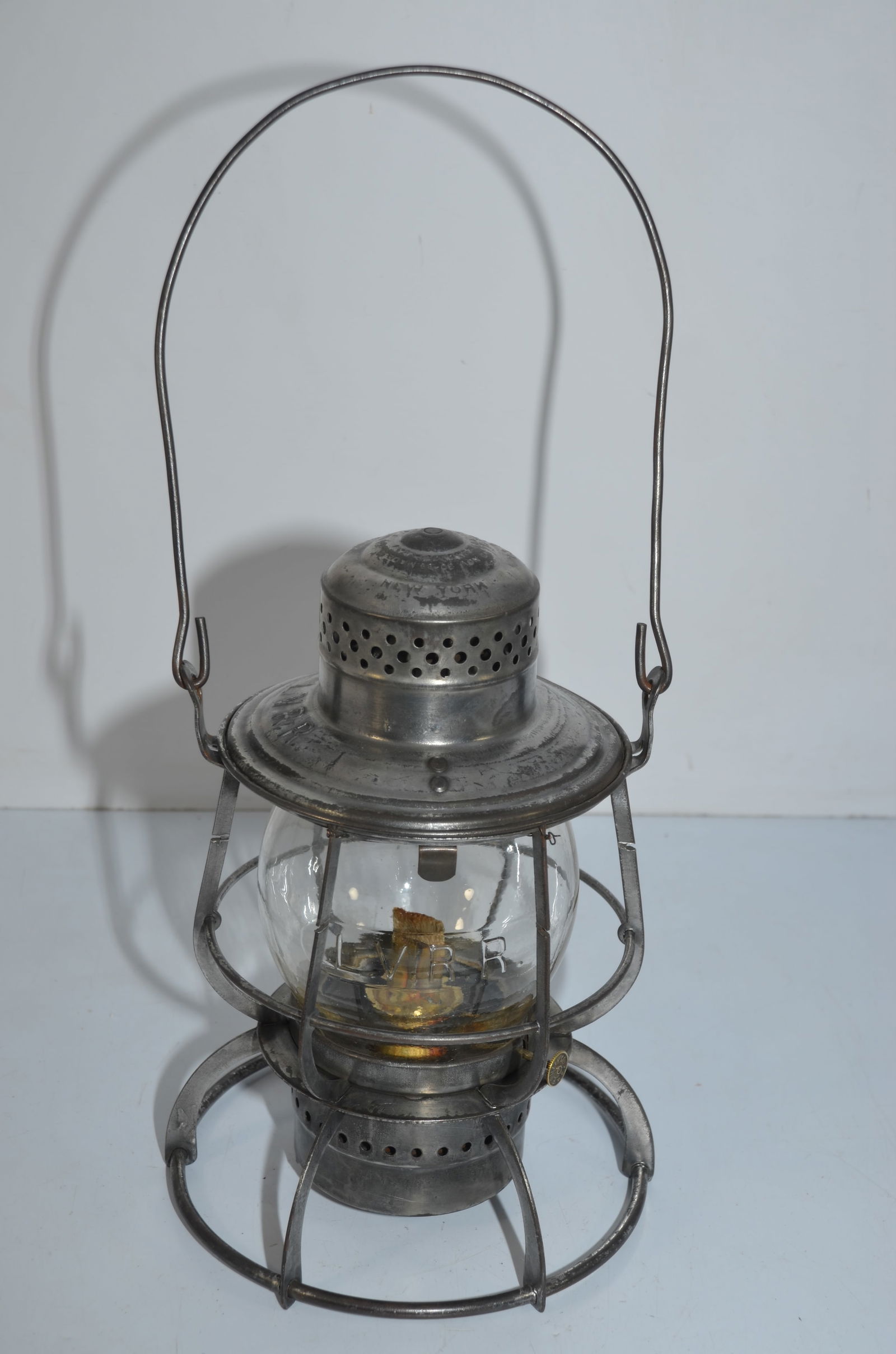 Lehigh Valley RR Armspear Switchmans Lantern (1 of 9)