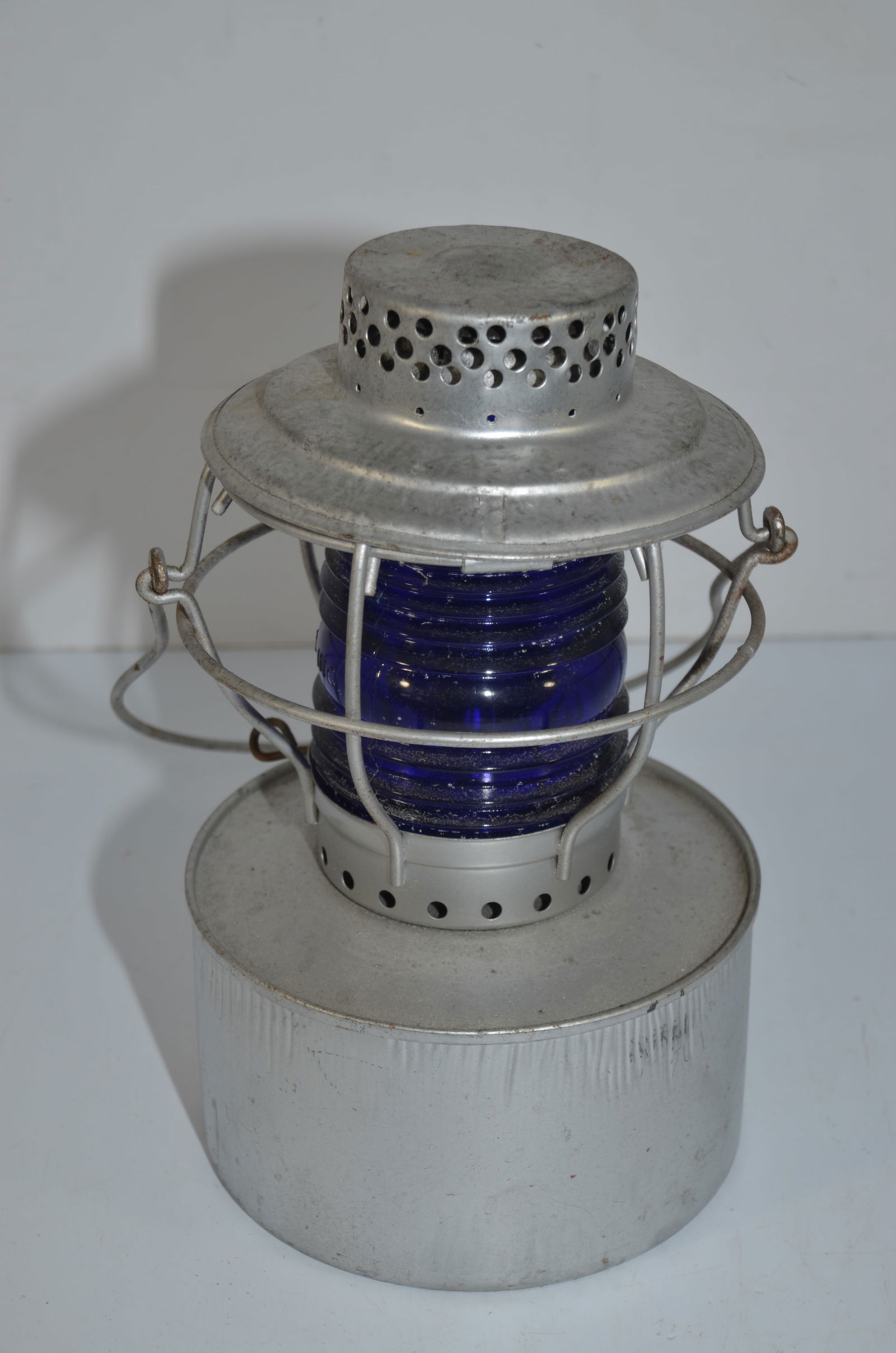 Missouri-Kansas-Texas RR Handlan Large Pot Utility Lantern (1 of 7)