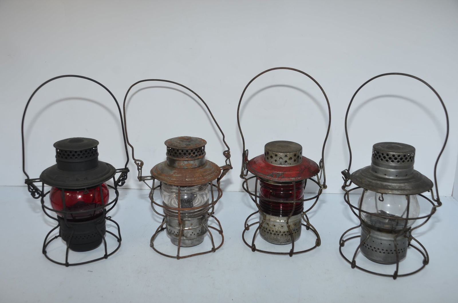 Four New York Central RR Adlake and Handlan Lanterns (1 of 12)