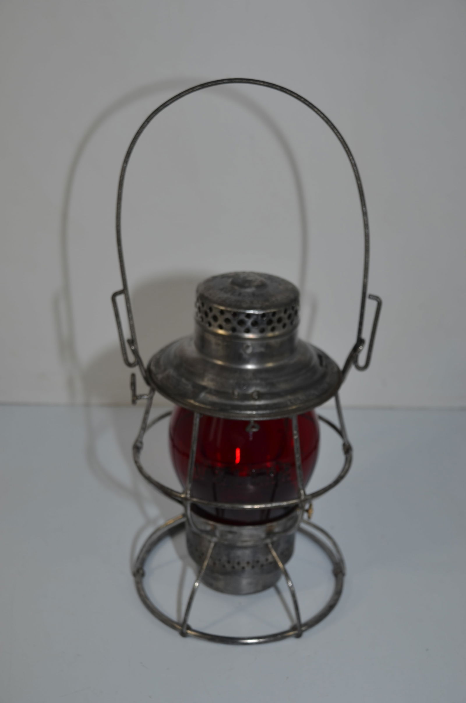 Wheeling and Lake Erie RR Adlake Reliable Switchmans Lantern (1 of 7)