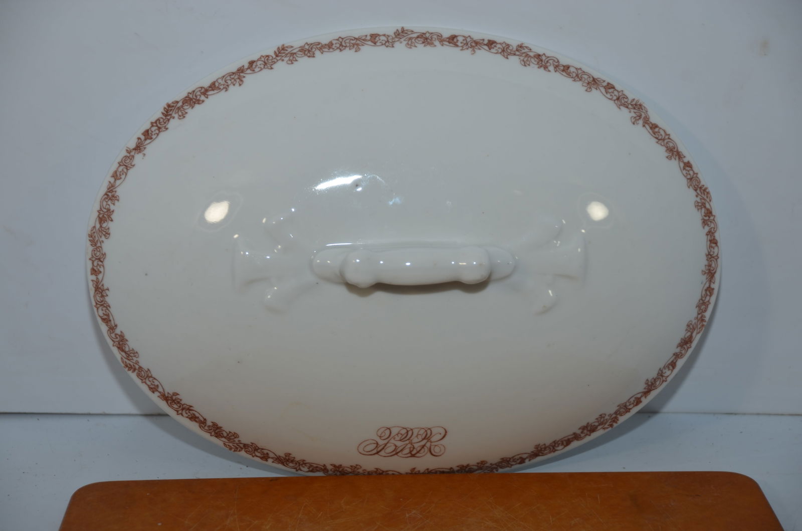 Pennsylvania RR Congressional Pattern Soup Tureen Lid (1 of 3)