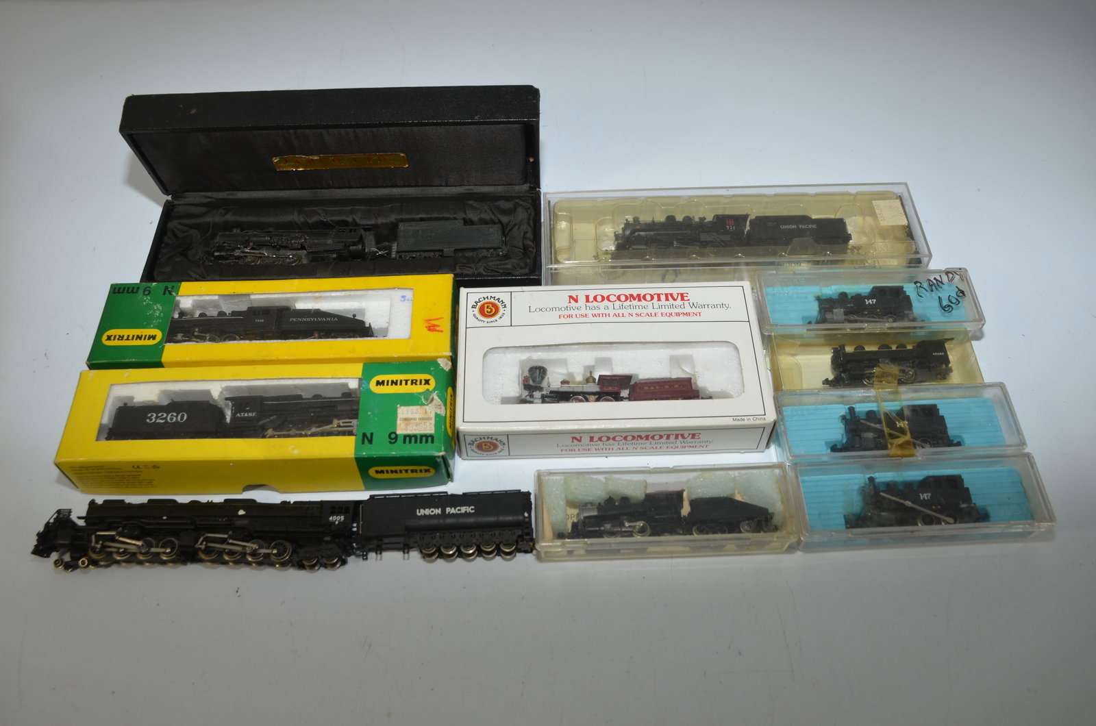 11 Mixed Non-Running N Scale Steam Locomotives (1 of 5)