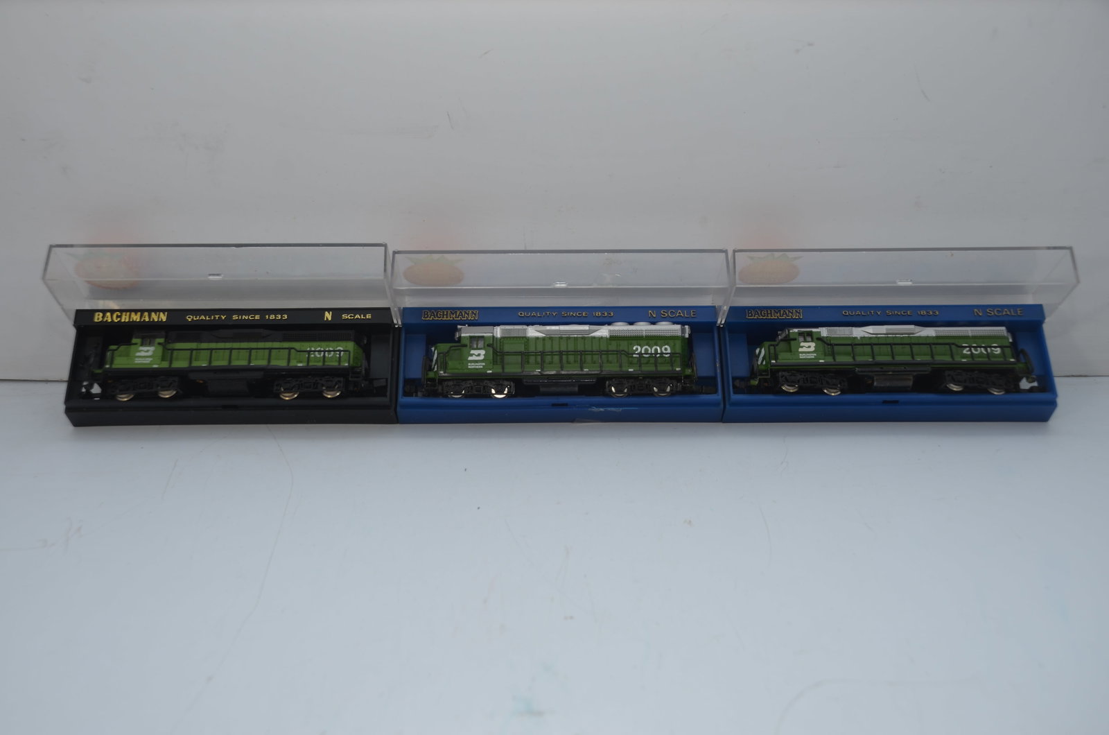 Three Burlington Northern RR GP40 N Scale Diesel Locomotives-Bachmann (1 of 4)