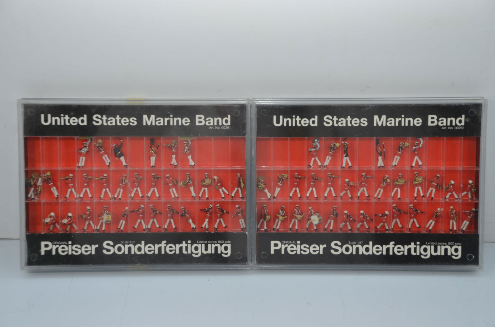 Preiser HO Scale Figure Set 00261-32 Piece United States Marine Band-2 Sets (1 of 2)