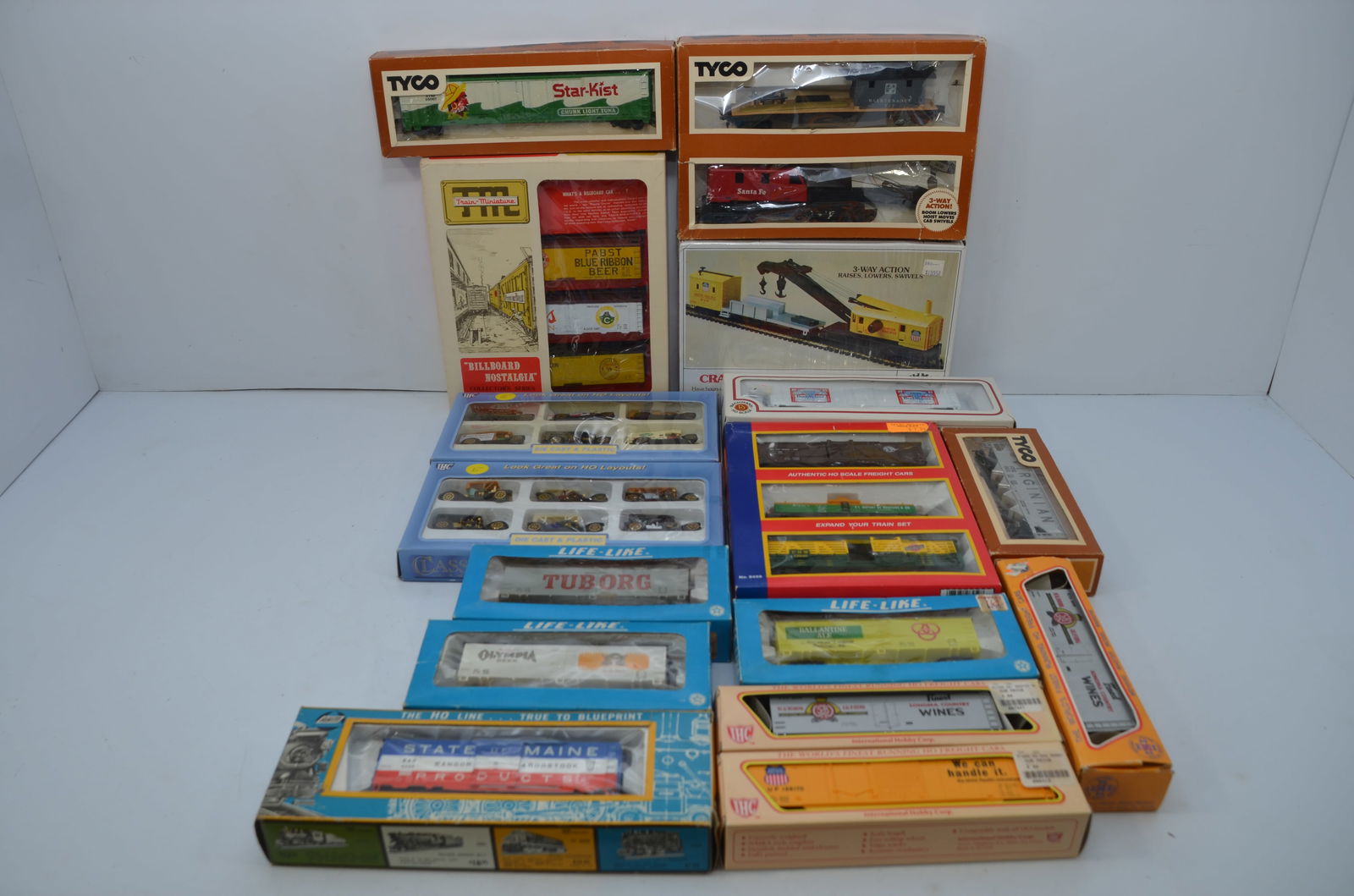 Over 100 New-In-Box HO Scale Freight Cars (1 of 8)