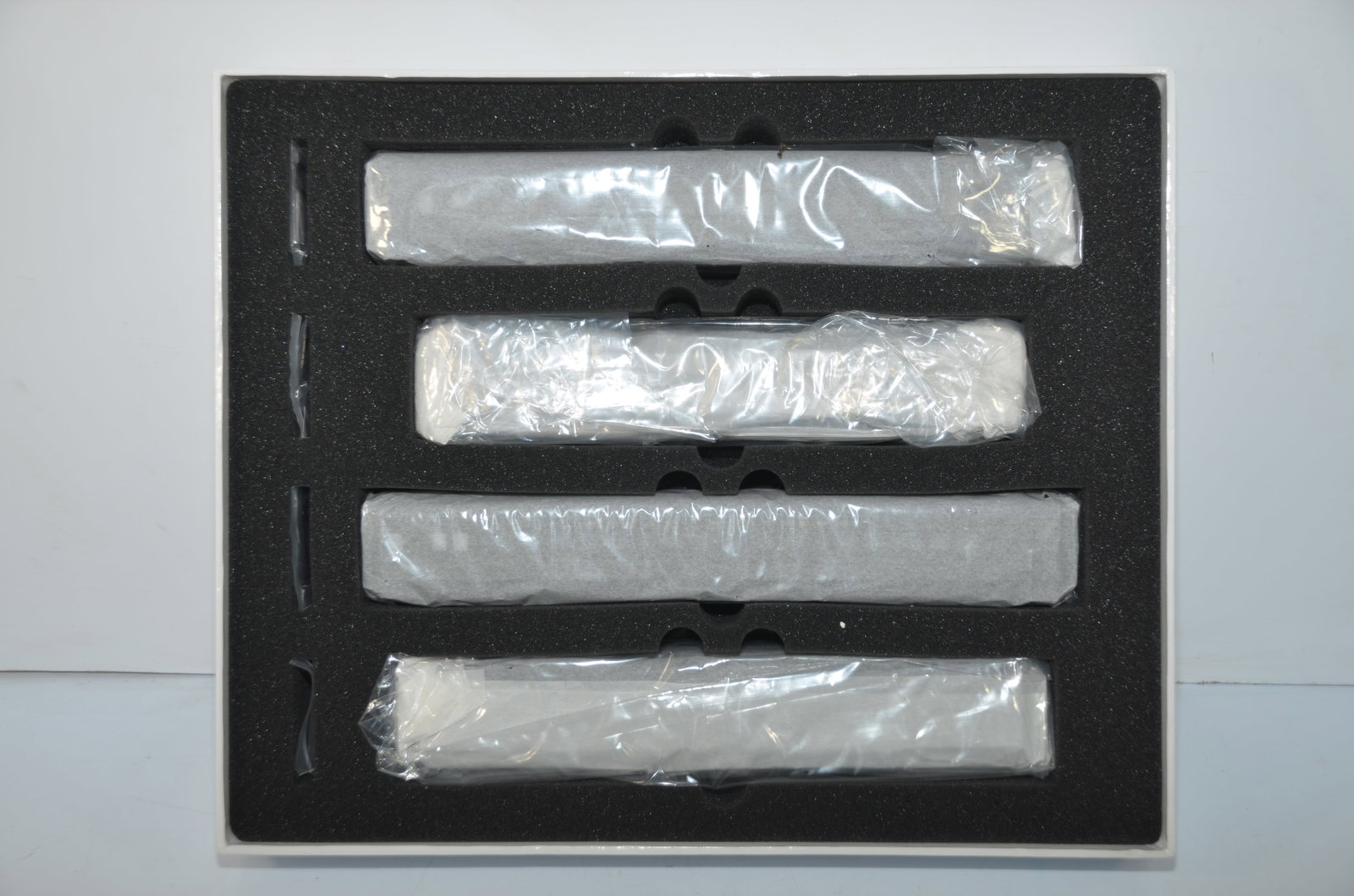 Great Northern RY Heavyweight Oriental Ltd Brass 4 Car Set-Challenger Imports Ltd (1 of 16)